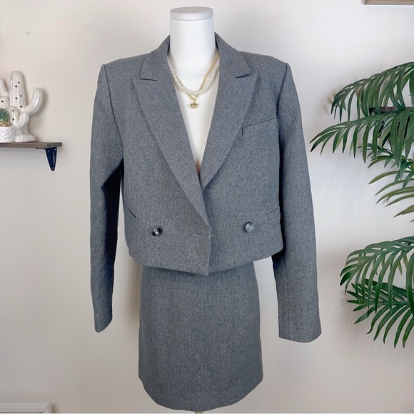 Sophie Rue Wool Blended Monique Cropped Blazer and Mini Skirt Set in Charcoal - Picture 4 of 9